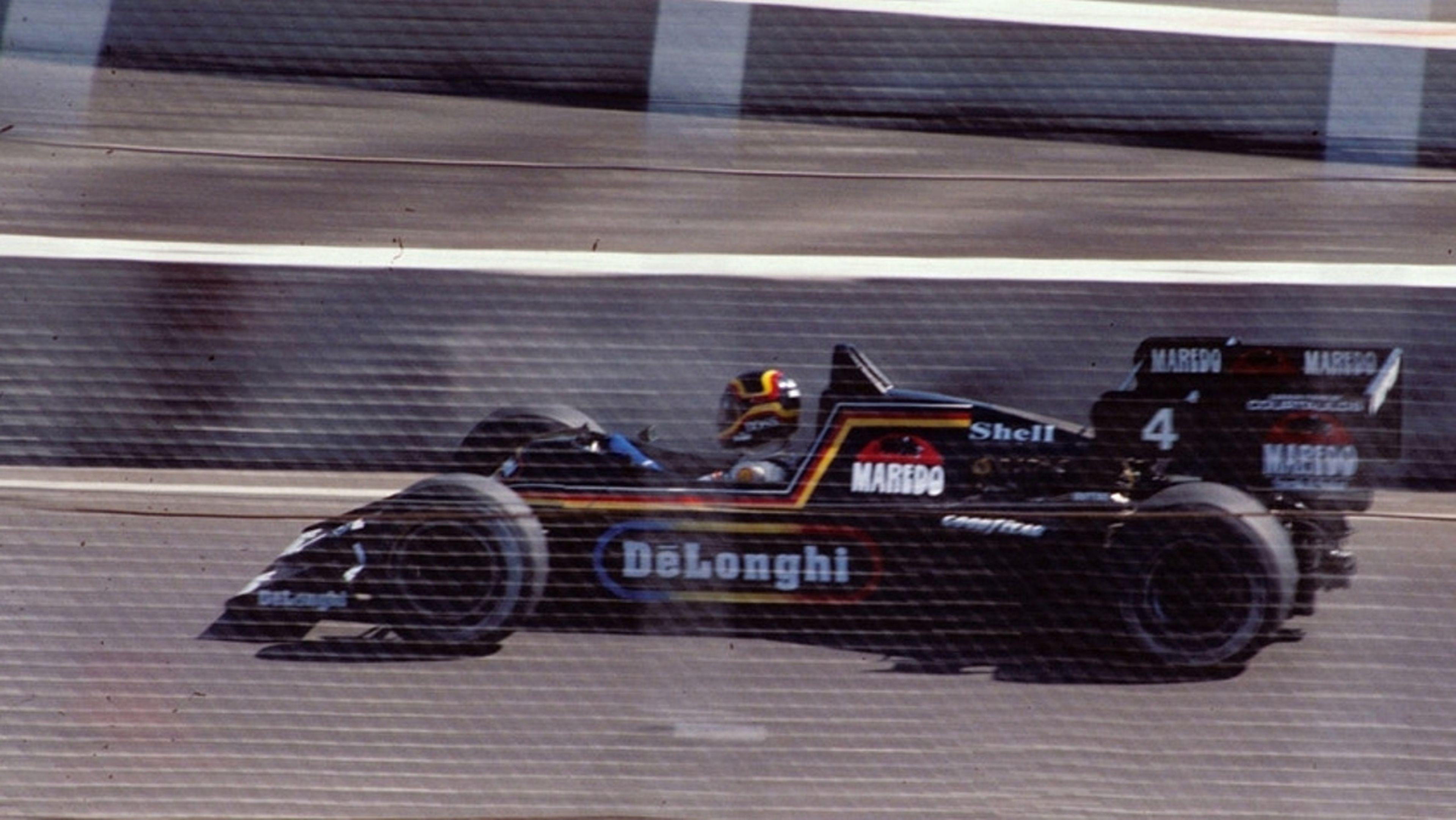 El Tyrrell 012 excluido en 1984