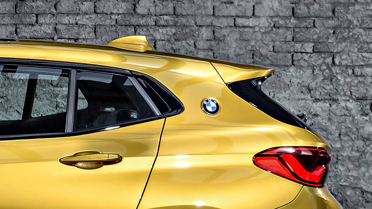 Curva Hofmeister BMW X2 Curva Hofmeister BMW X2 suv compacto