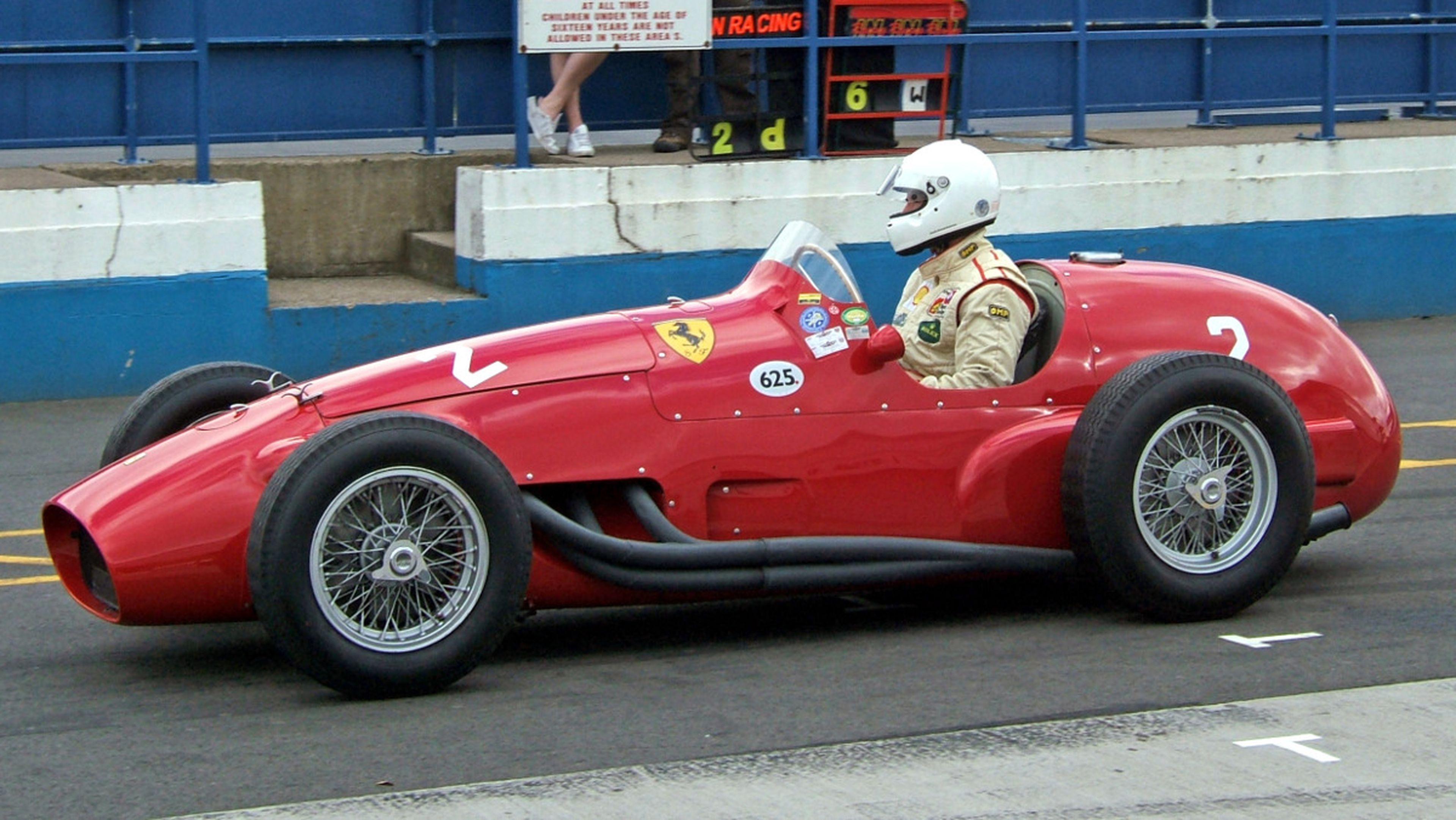 Ferrari_625_Donington