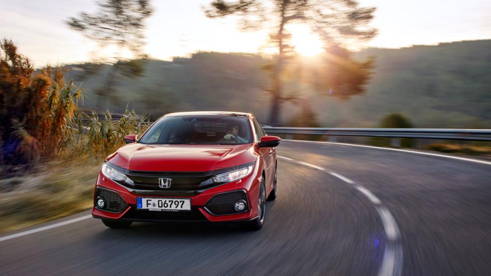 Honda Civic 2017 (curva) Honda Civic 2017 (curva)