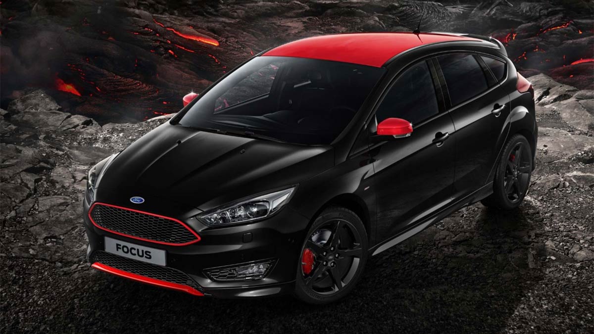 Rivales del Seat León FR: Ford Focus ST Line Rivales del Seat León FR Ford Focus Peugeot 308 Megane Honda Civic Golf R