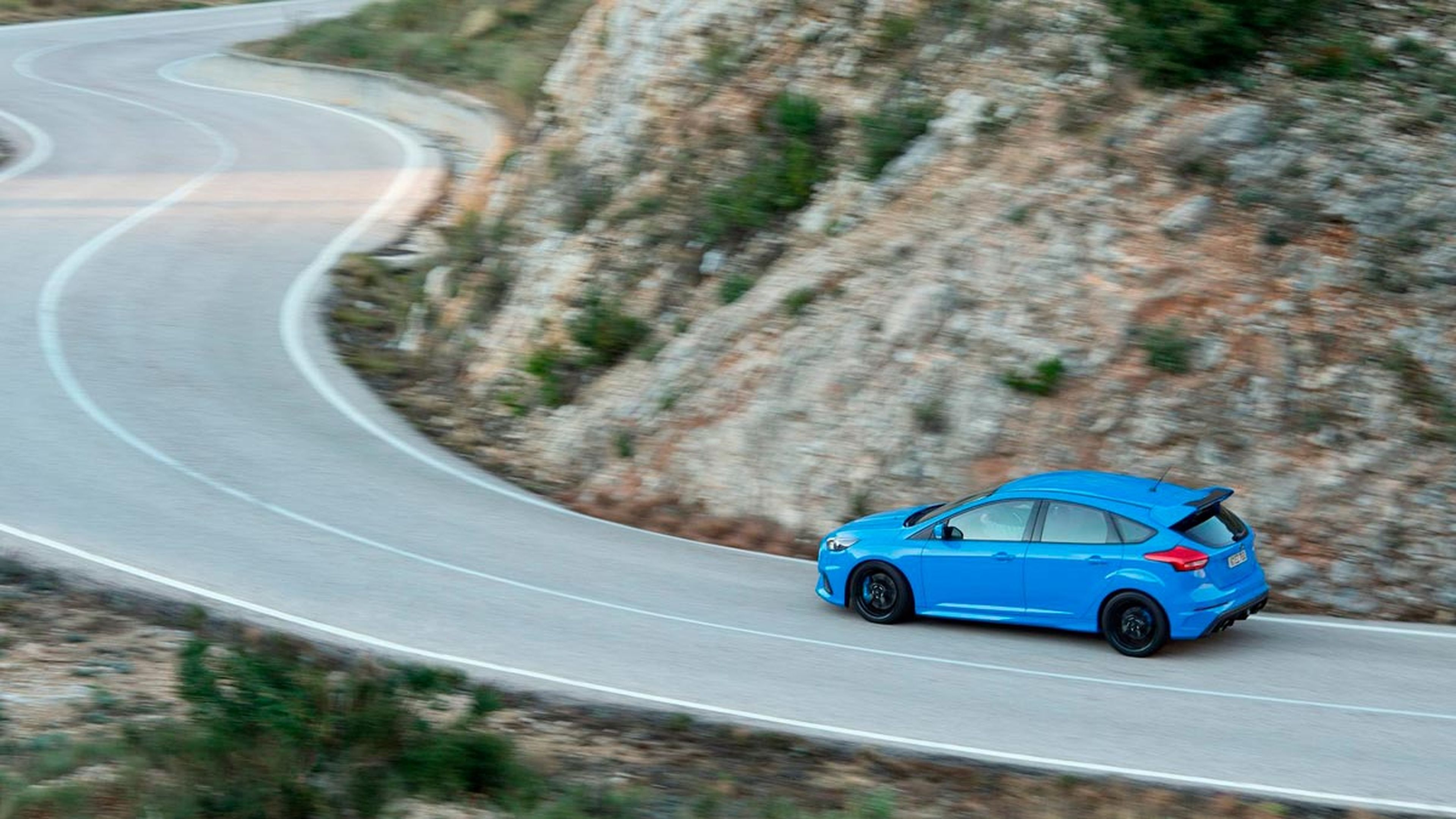 5 cosas por las que es mejor el Focus RS que el Civic Type R: más racing
