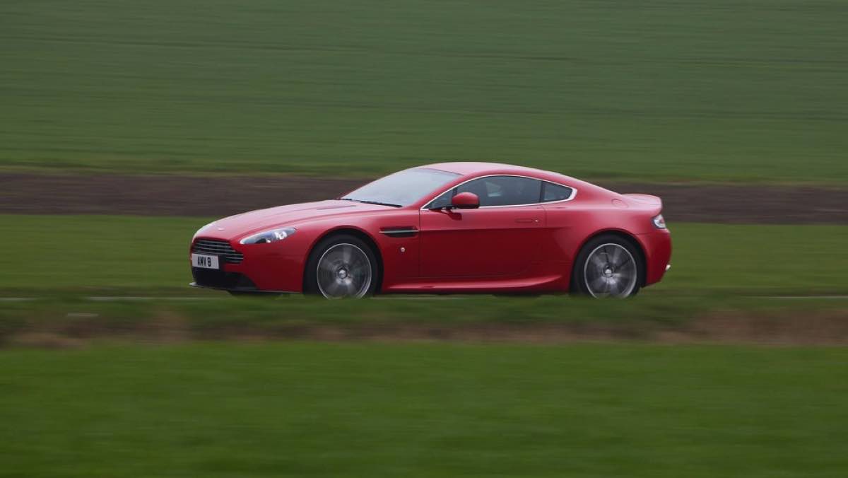 Aston Martin V8 Vantage Aston Martin V8 Vantage