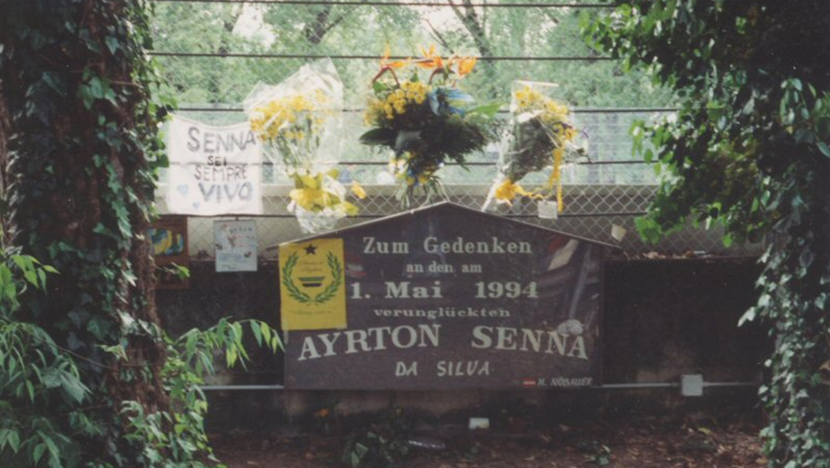 AyrtonSennaMemorialAtImolarunmatzeWiki AyrtonSennaMemorialAtImolarunmatzeWiki