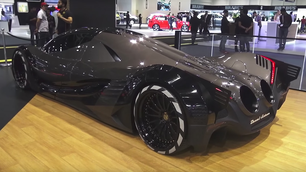 Машина гиперкар Devel Sixteen