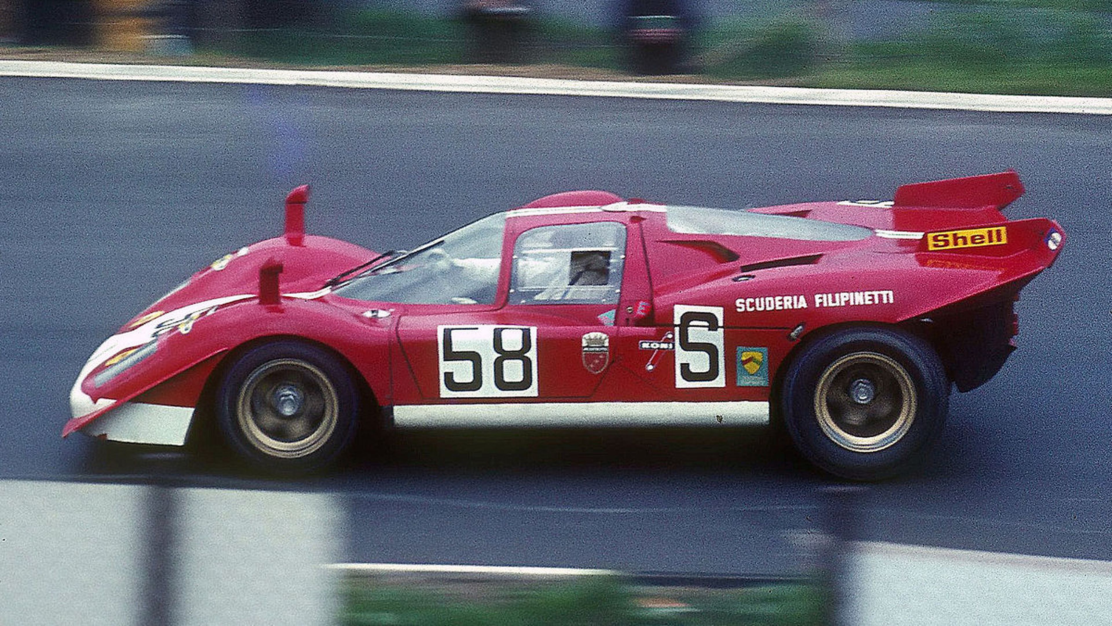 Ferrari 512, en plena acción