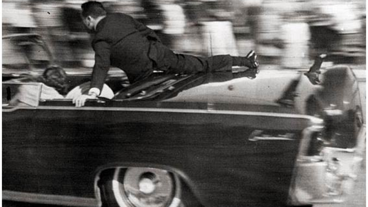 Instantes después del asesinato de Kennedy Instantes después del asesinato de Kennedy