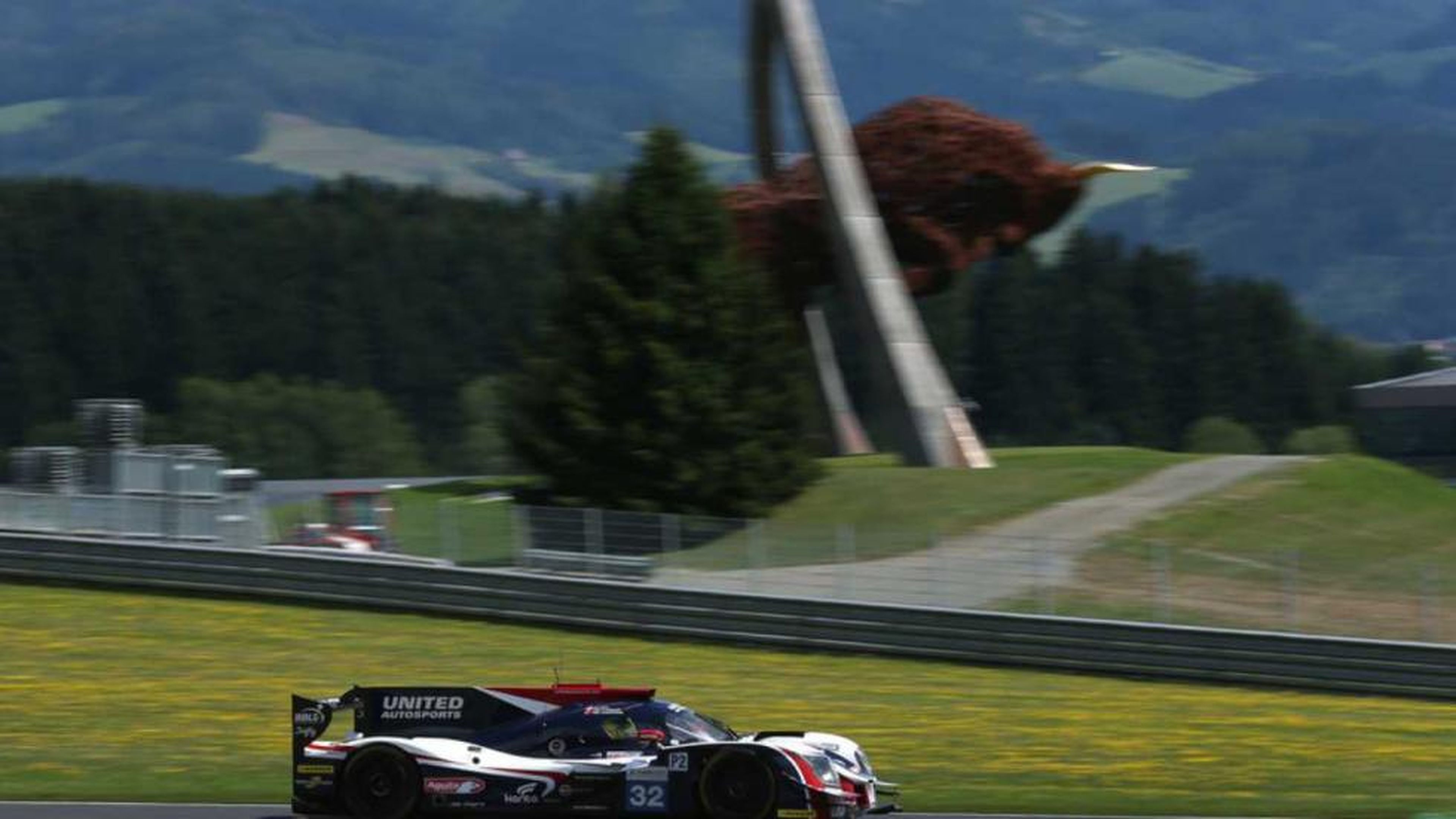 El Ligier de United Autosports en plena acción en Austria