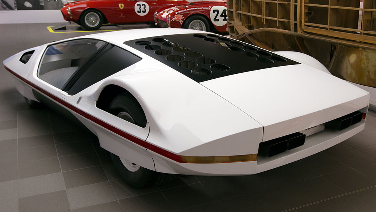 Parte trasera izquierda del Ferrari Modulo Parte trasera izquierda del Ferrari Modulo