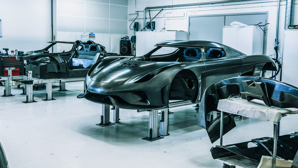 Taller Koenigsegg (2) Taller Koenigsegg (2)