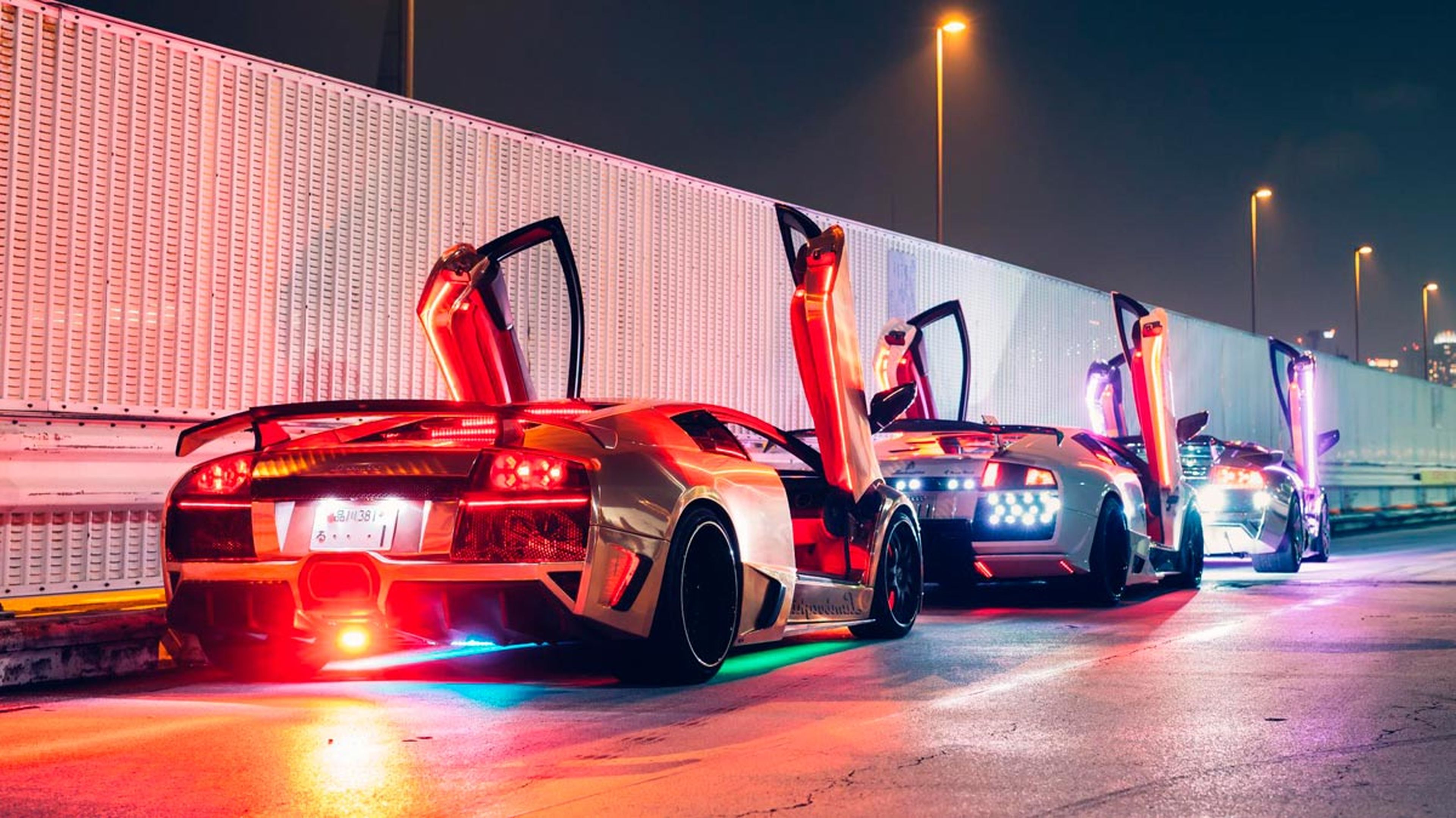Deportivos en Japón: Lamborghini Murciélago LED