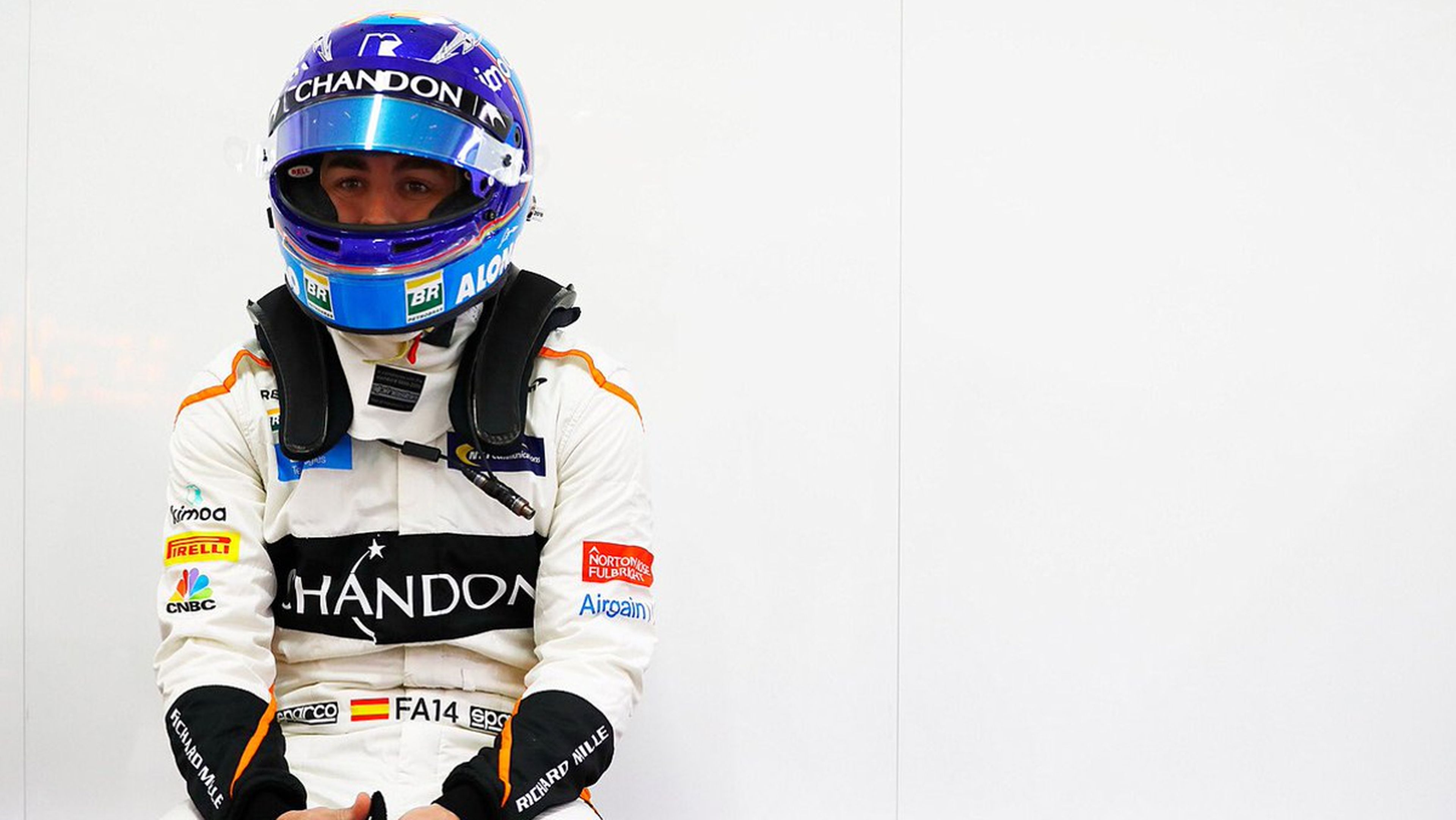 Alonso esperando al MCL33 F1 2018