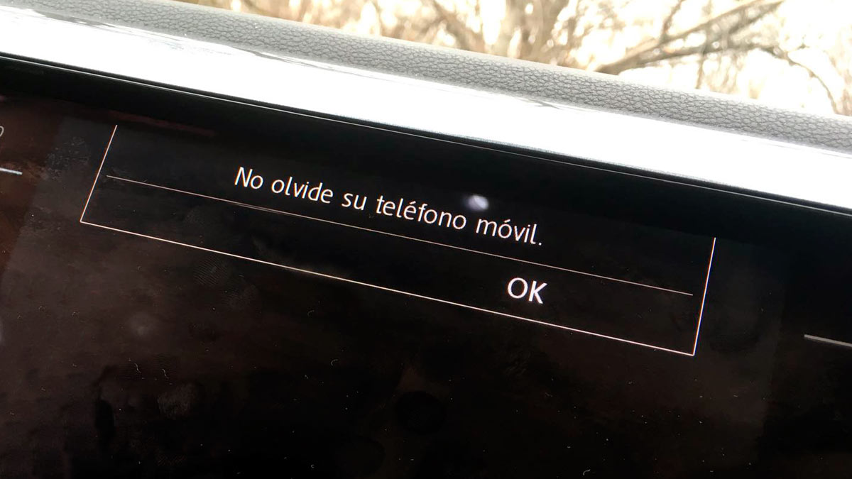 Aviso de olvido de móvil Un día te dejas la cabeza en cualquier lado