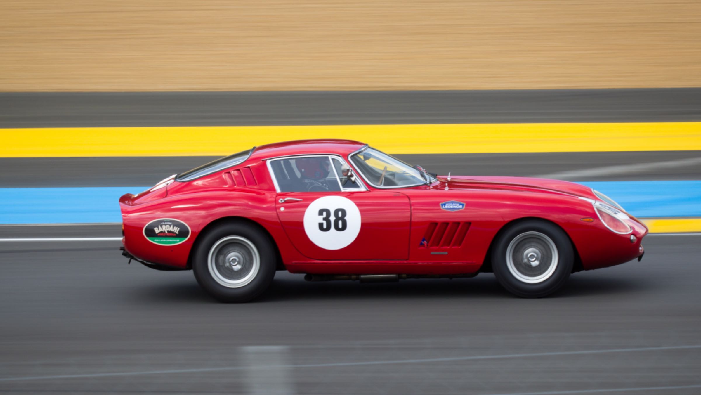 Ferrari 275 GTB (dinámica) Ferrari 275 GTB (dinámica)