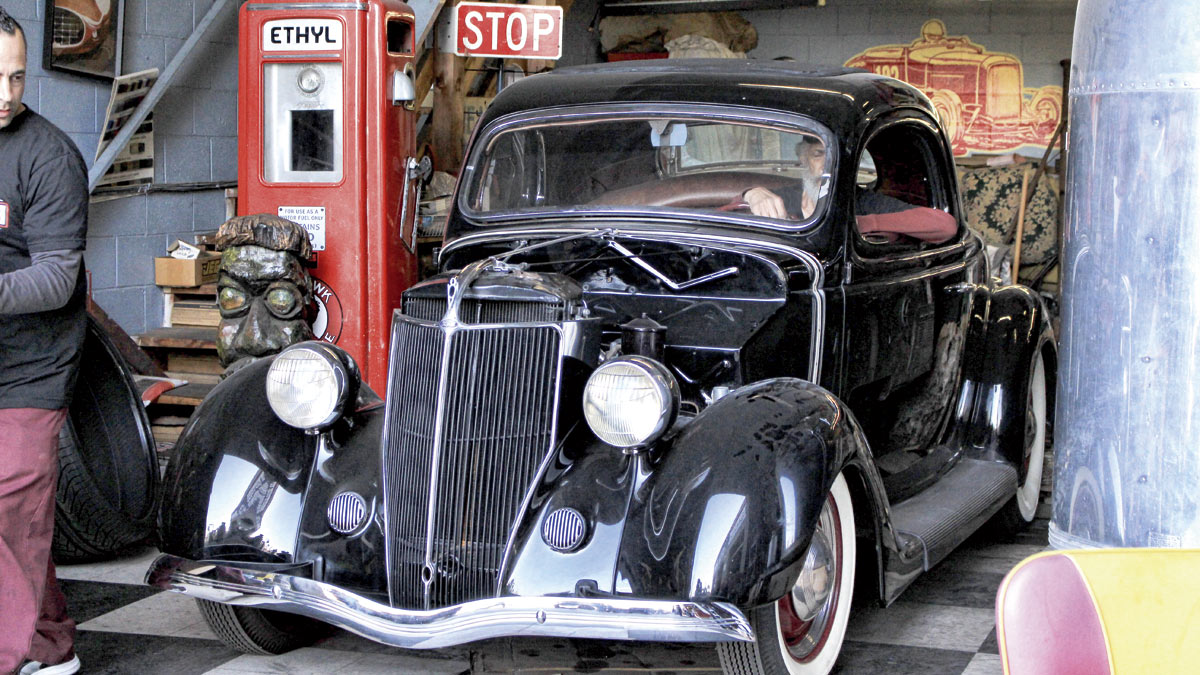 Gas Monkey al rescate de Richard Rawlings O Garage Rehab, según lo mires