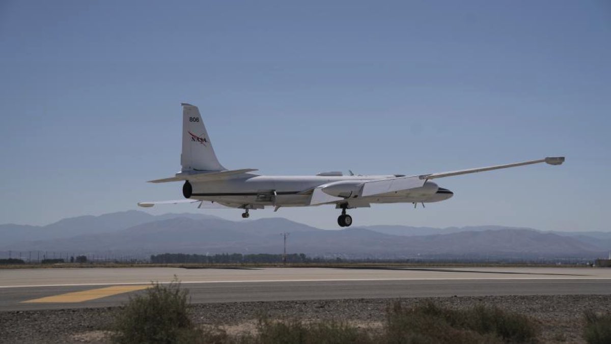 Avión NASA ER-2 (4) Avión NASA ER-2 (4)