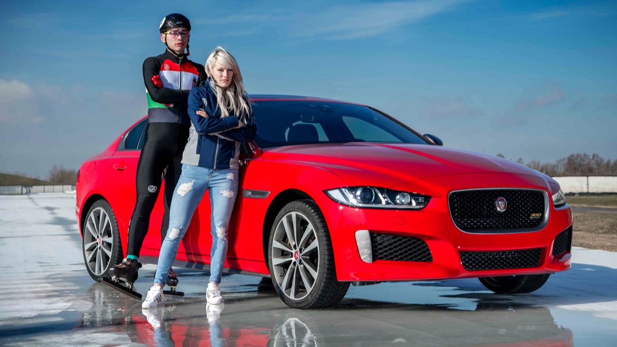 Jaguar XE 300 Sport (récord) Jaguar XE 300 Sport (récord)