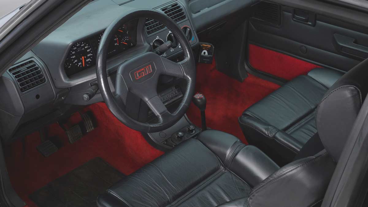 Peugeot 205 GTi blindado de Bernard Arnault utilitario deportivo frances lujo blindaje