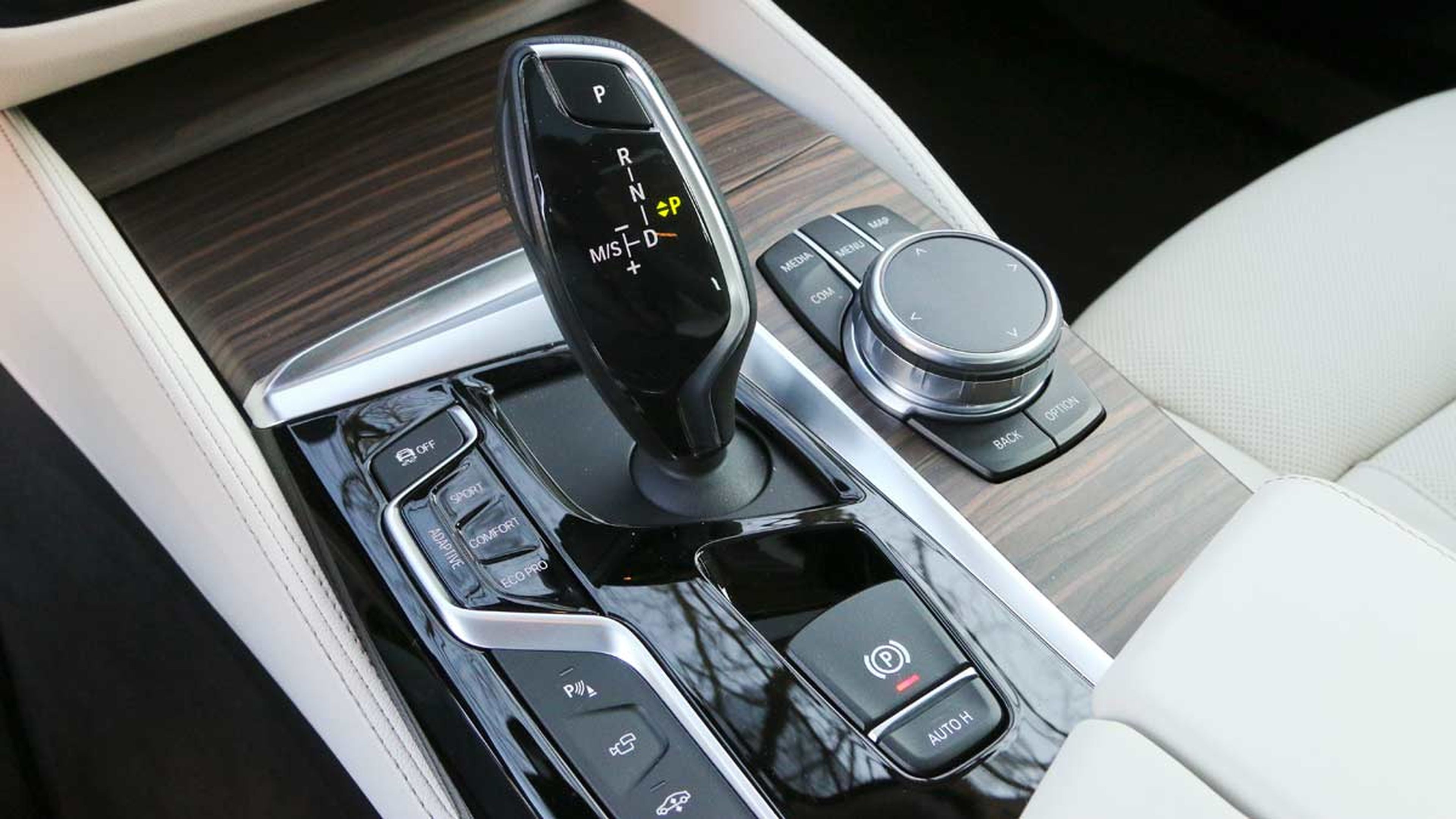 Prueba BMW Serie 6 GT cambio y mandos