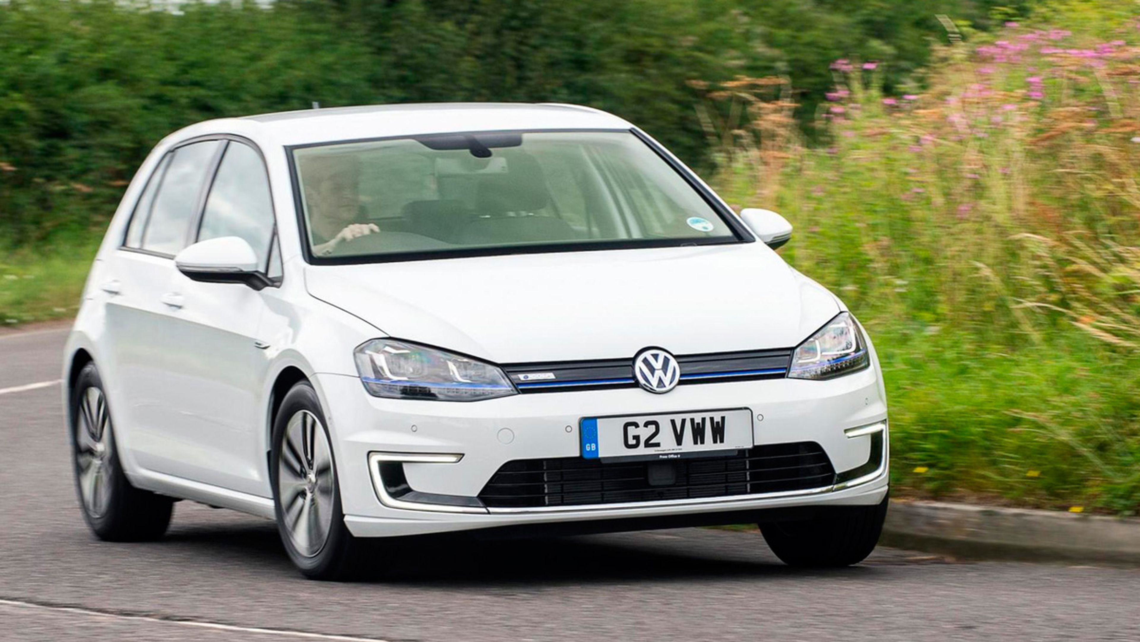 Volkswagen e-Golf: 0-100 km/h en 9,6 s.