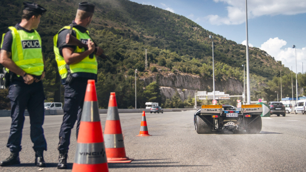 Los polis lo flipan con el Porsche 917K en Mónaco Los polis lo flipan con el Porsche 917K en Mónaco