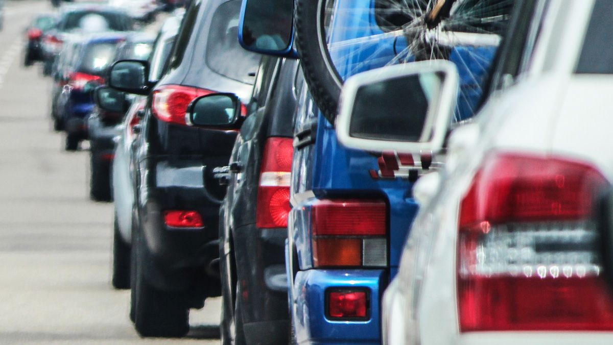 ¿Sabes cómo debes conducir por un