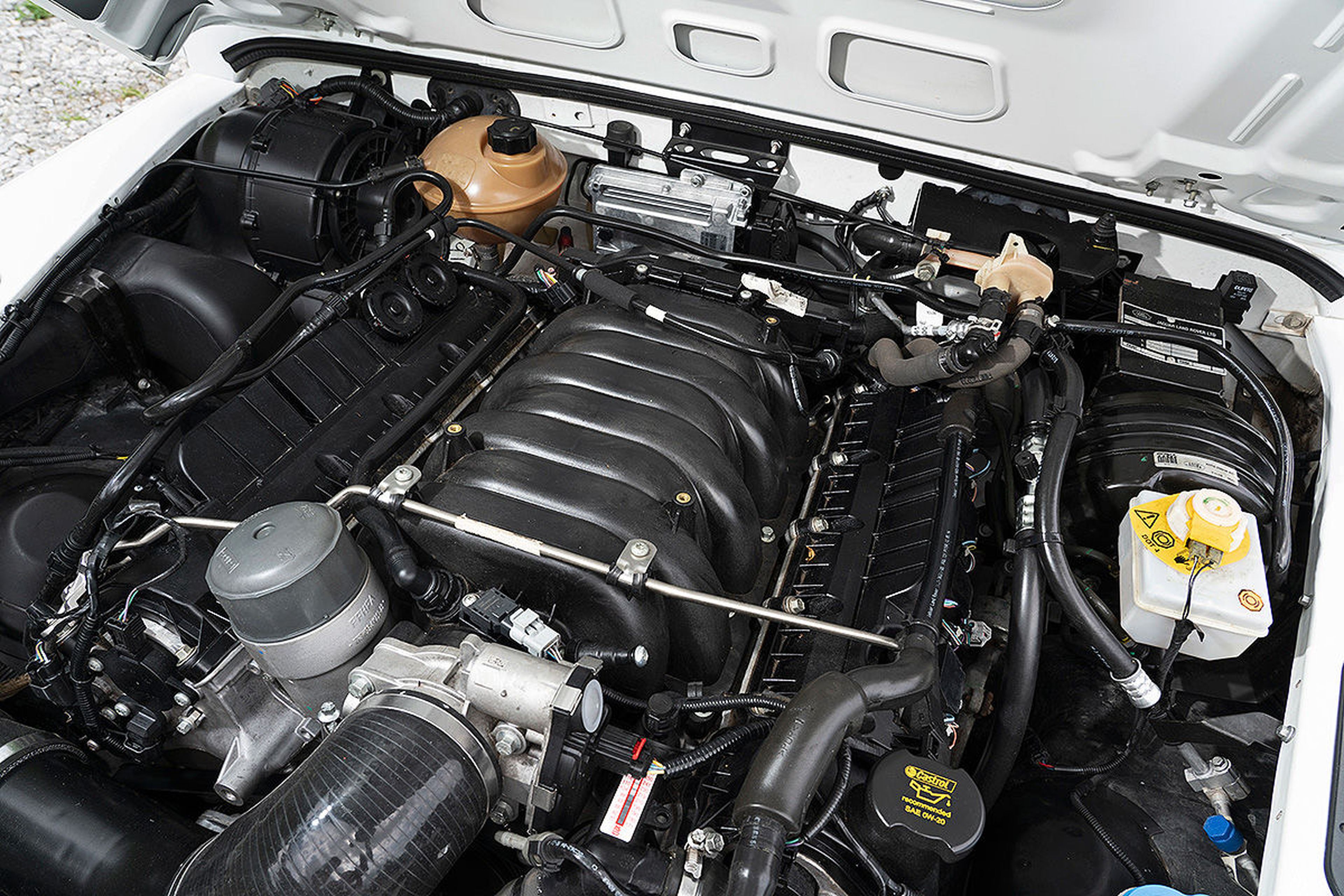Prueba del Land Rover Works V8