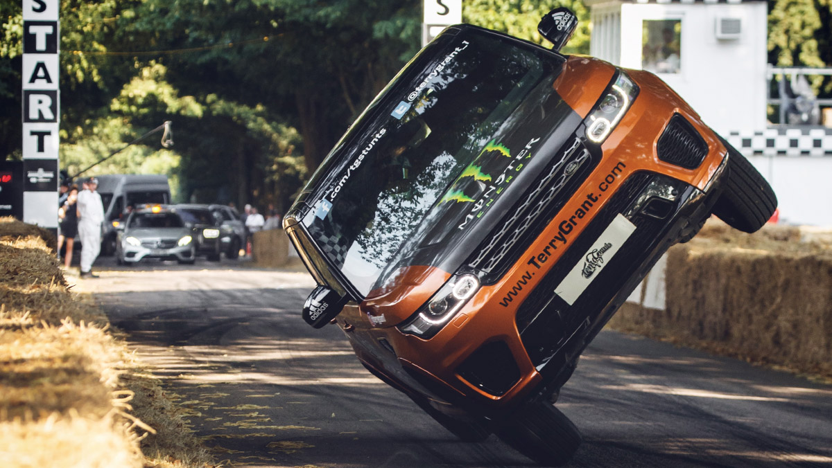 Así fue el récord de Range Rover en Goodwood Así fue el récord de Range Rover en Goodwood