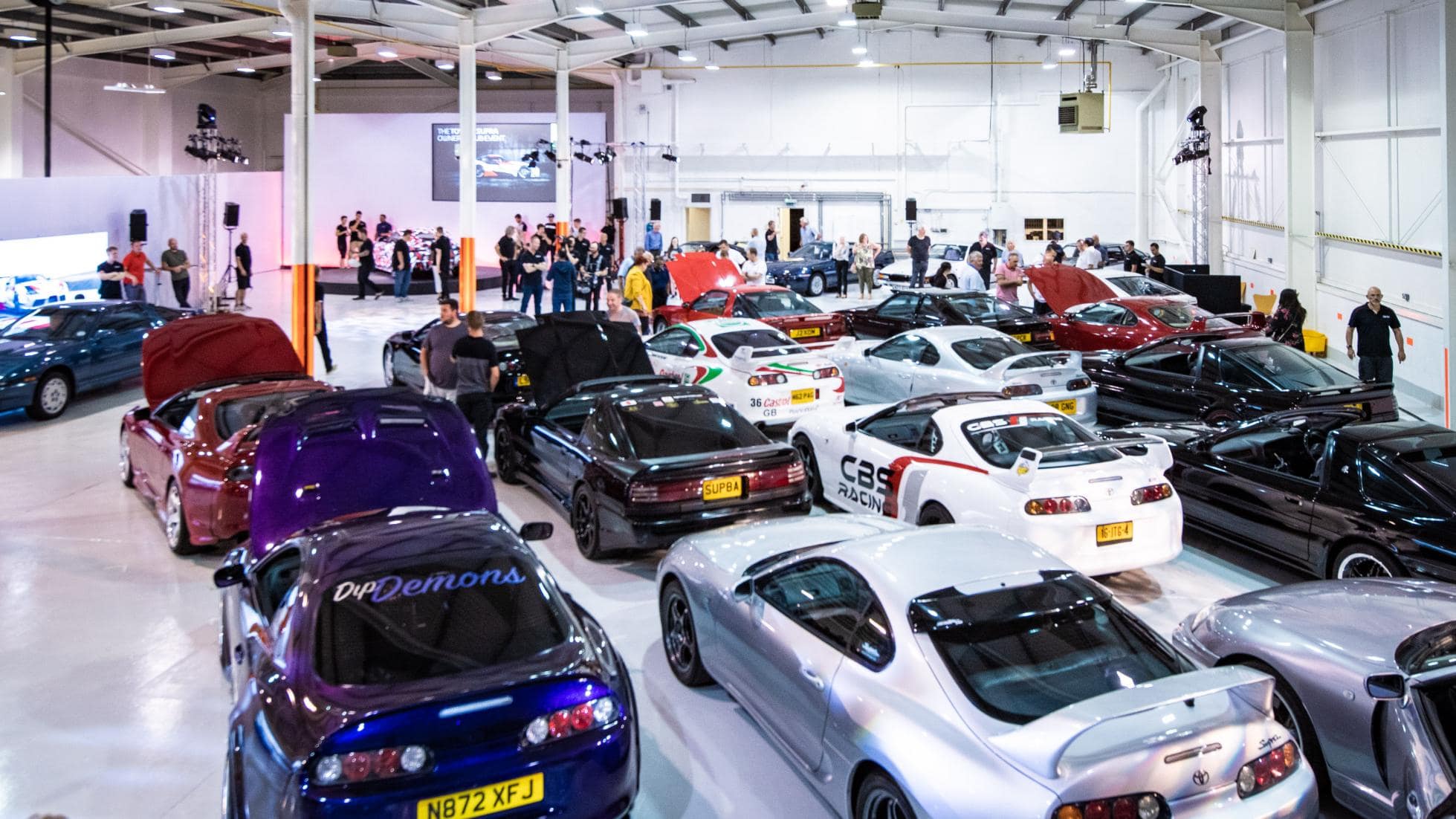 Las cinco generaciones de Toyota Supra, Juntas También estaba 'su padre'
