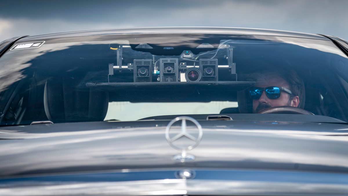 Coche autónomo de Mercedes lujo tecnologia procesador camaras radar lidar autonomos conduccion bosch