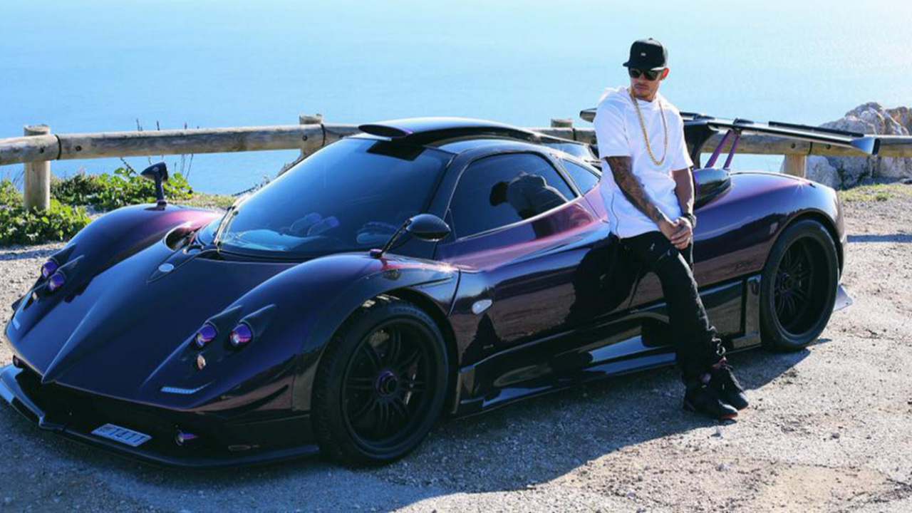 Lewis Hamilton y su Pagani Zonda Lewis Hamilton y su Pagani Zonda