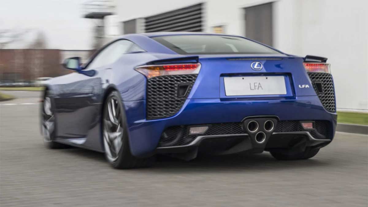 Revisión Lexus LFA trasera deportivo taller averia lujo altas prestaciones