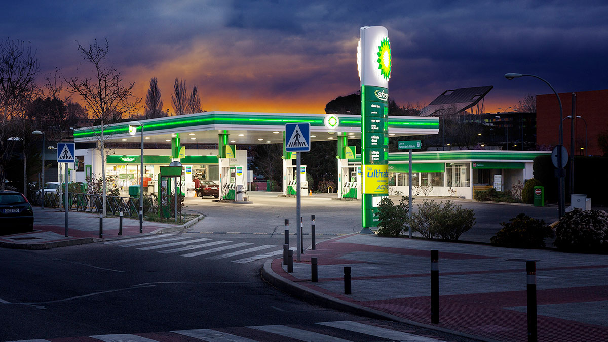 Estación de Servicio BP con carburantes Ultimate con tecnología ACTIVE Estación de Servicio BP con carburantes Ultimate con tecnología ACTIVE