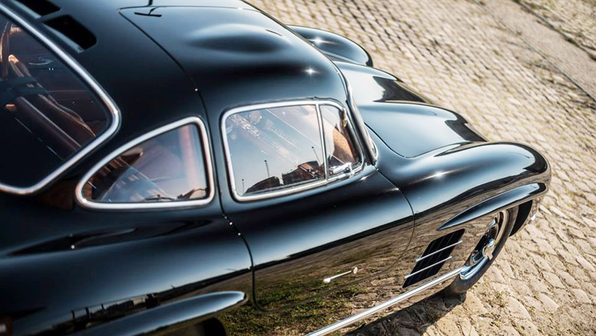 Robado un Mercedes 300 SL en Nürburgring Robado un Mercedes 300 SL en Nürburgring