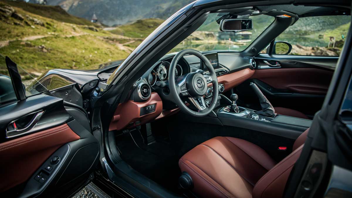 Prueba Mazda MX-5 2019 nuevo mx5 transfagarasan rumania test descapotable RF Roadster Soft Top