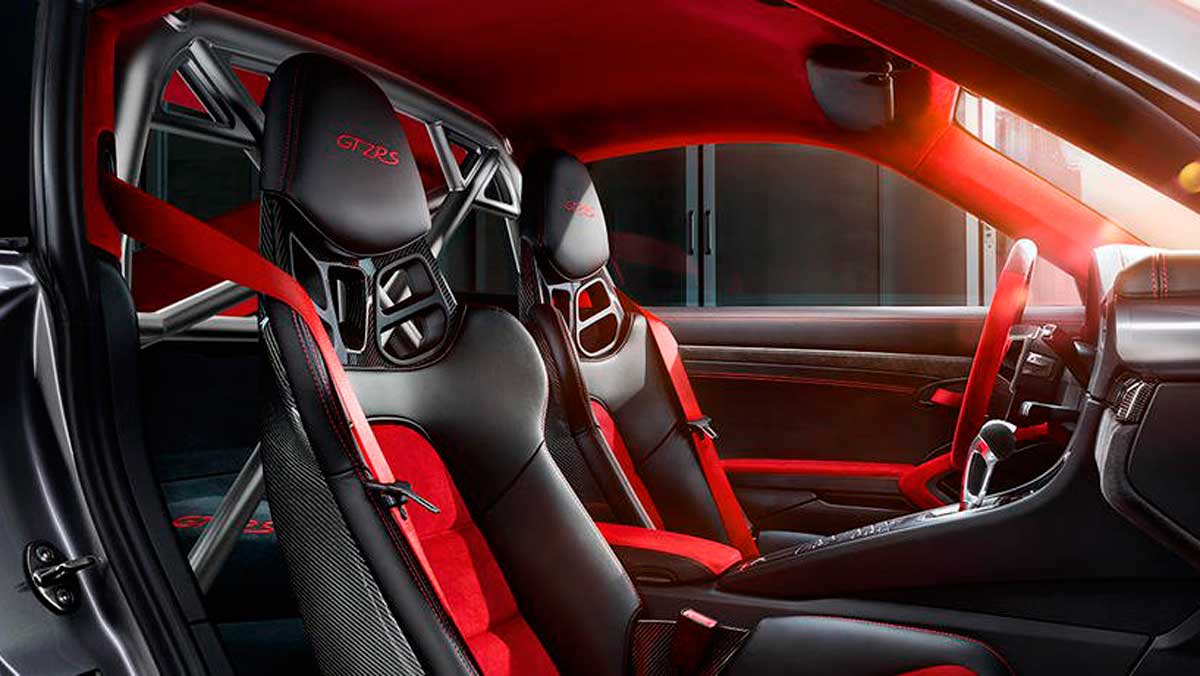 Interior Porsche 911 GT2 RS Clubsport Package Interior Porsche 911 GT2 RS Clubsport Package
