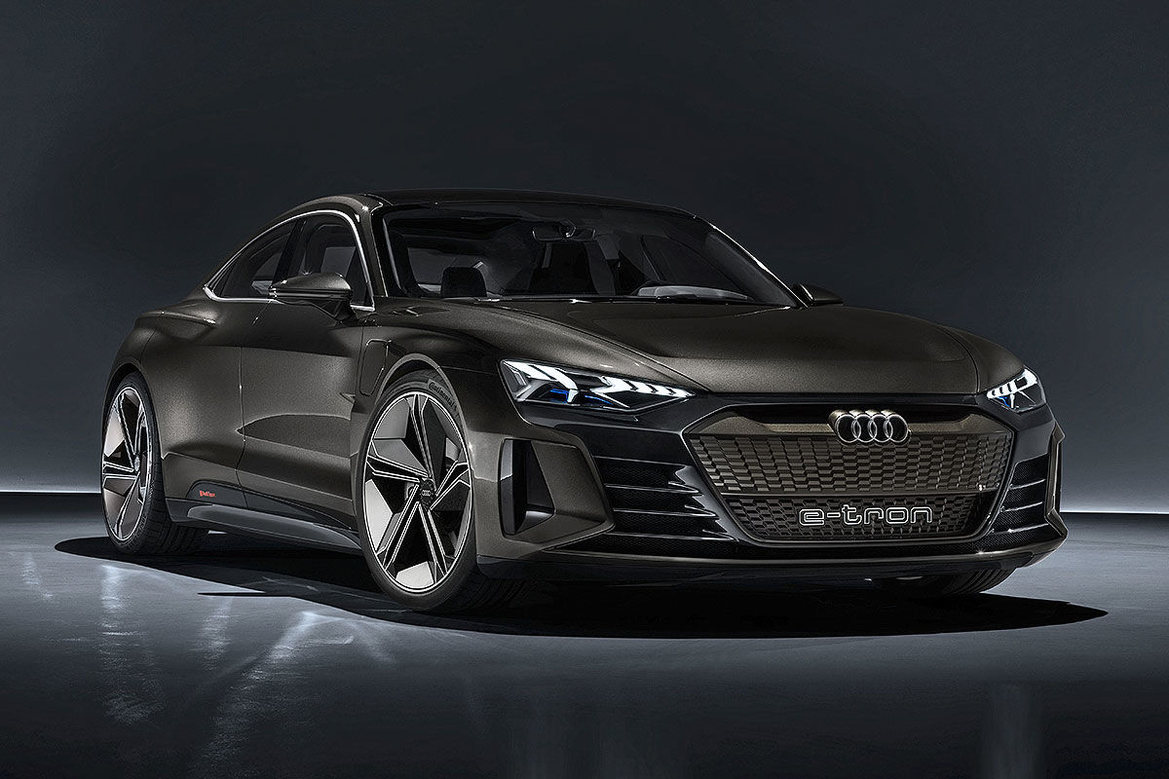 Al volante del Audi e-tron GT Concept