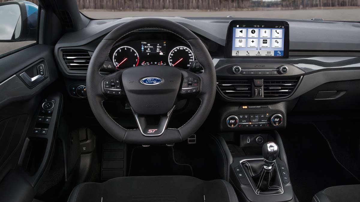 Ford Focus ST Con 280 gasolina y 190 diésel