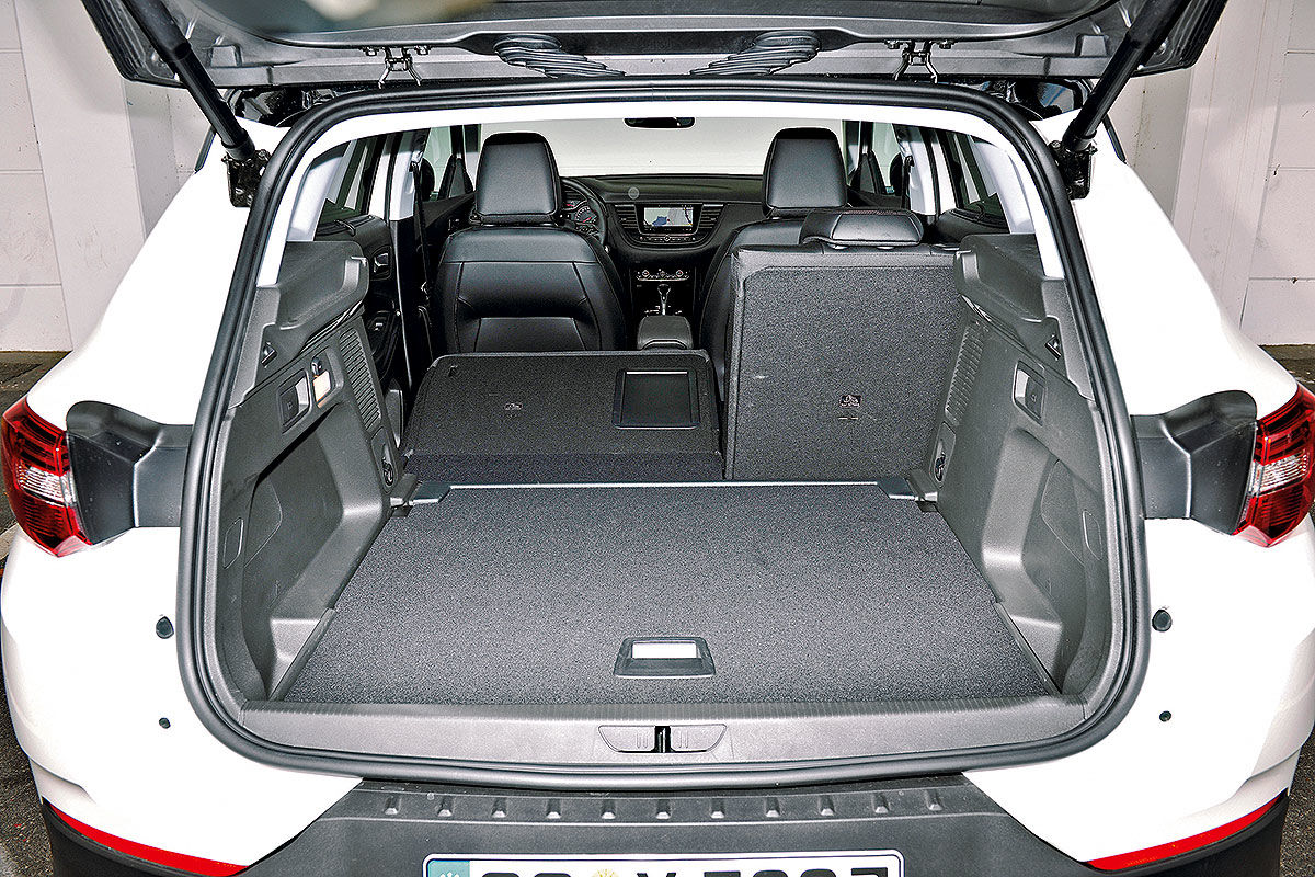 Opel Crossland X vs Opel Grandland X Opel Crossland X vs Opel Grandland X