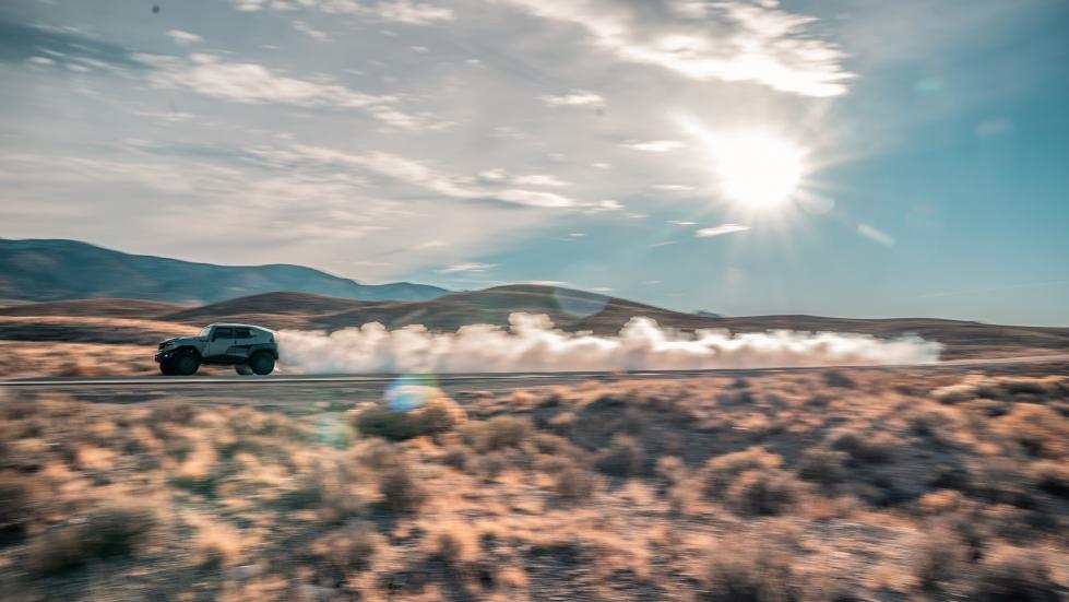 Rezvani Tank Military Edition Una locura americana de 3.000 kilos