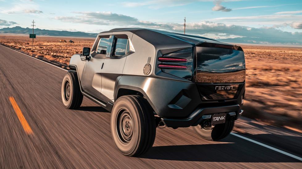 Rezvani Tank Military Edition Una locura americana de 3.000 kilos