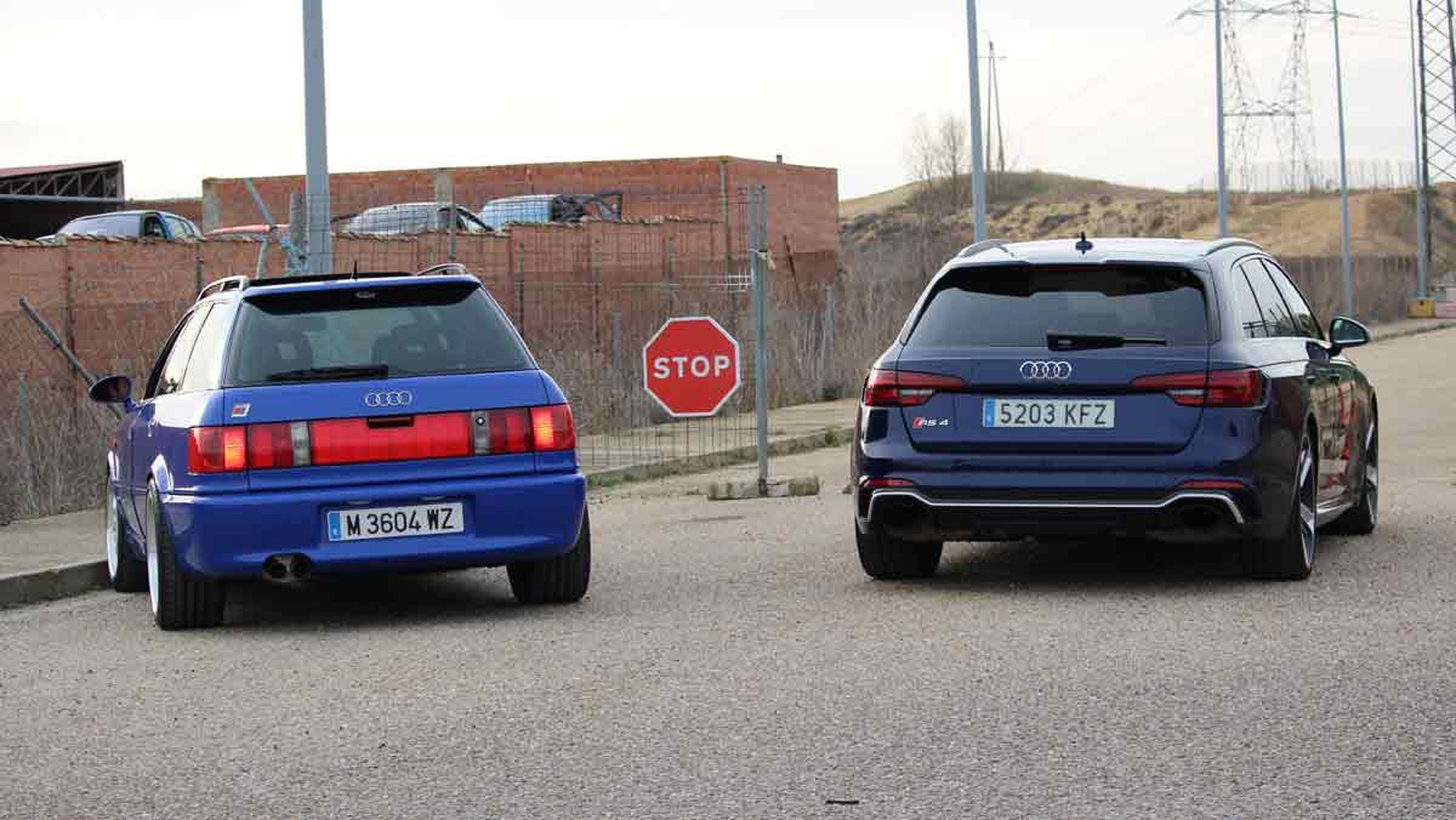 Audi RS4 Avant vs Audi RS2 Avant