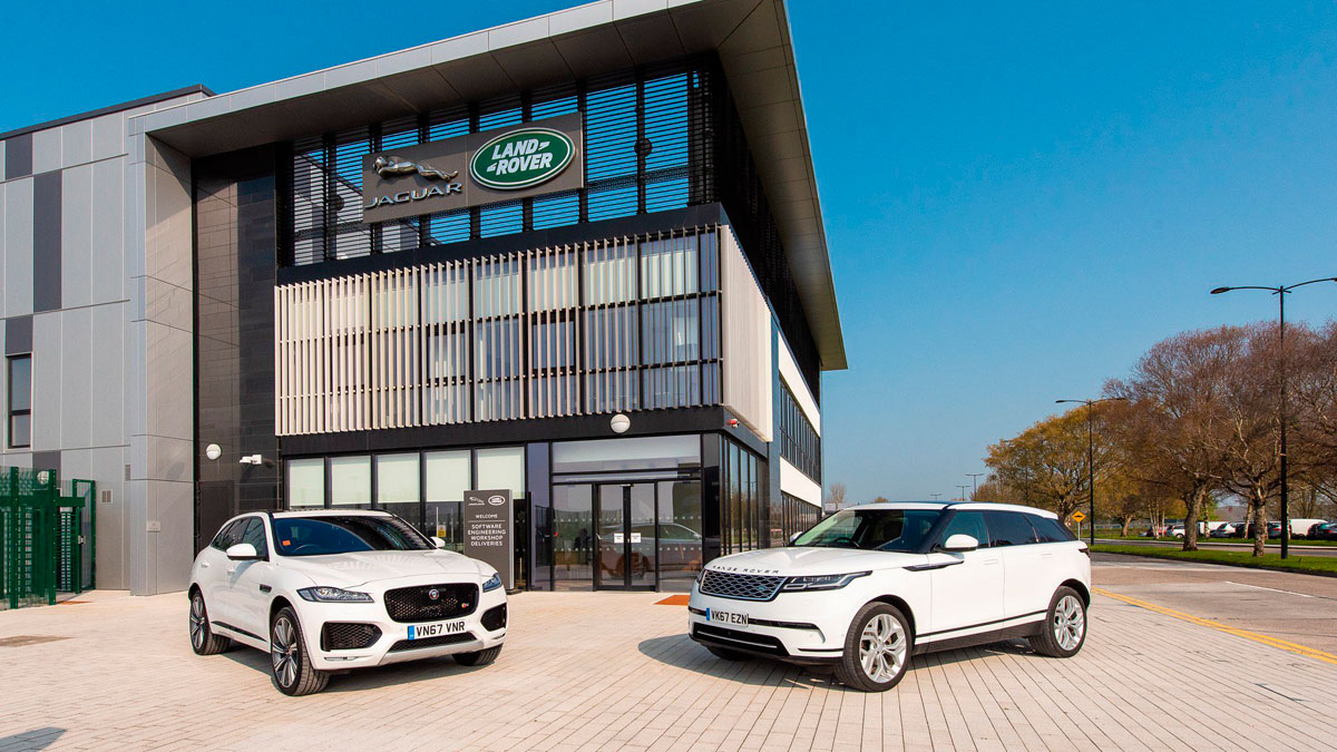 JLR centro desarrollo software irlanda velar range rover jaguar f-pace land