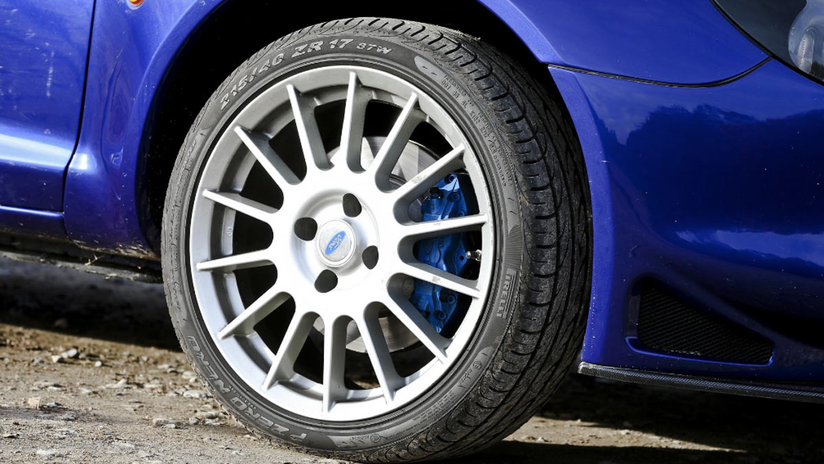 Prueba Ford Racing Puma, detalle llanta Prueba Ford Racing Puma, detalle llanta