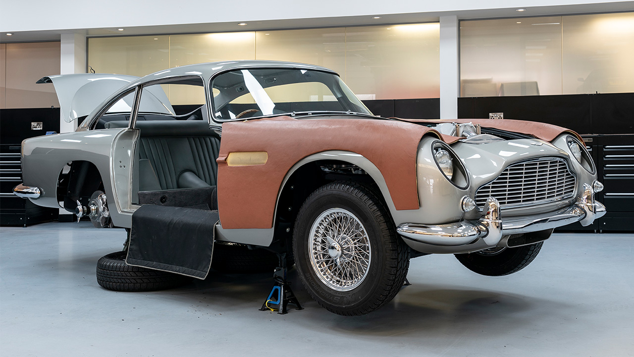 Aston Martin Goldfinger DB5 Continuation Edition Aston Martin Goldfinger DB5 Continuation Edition