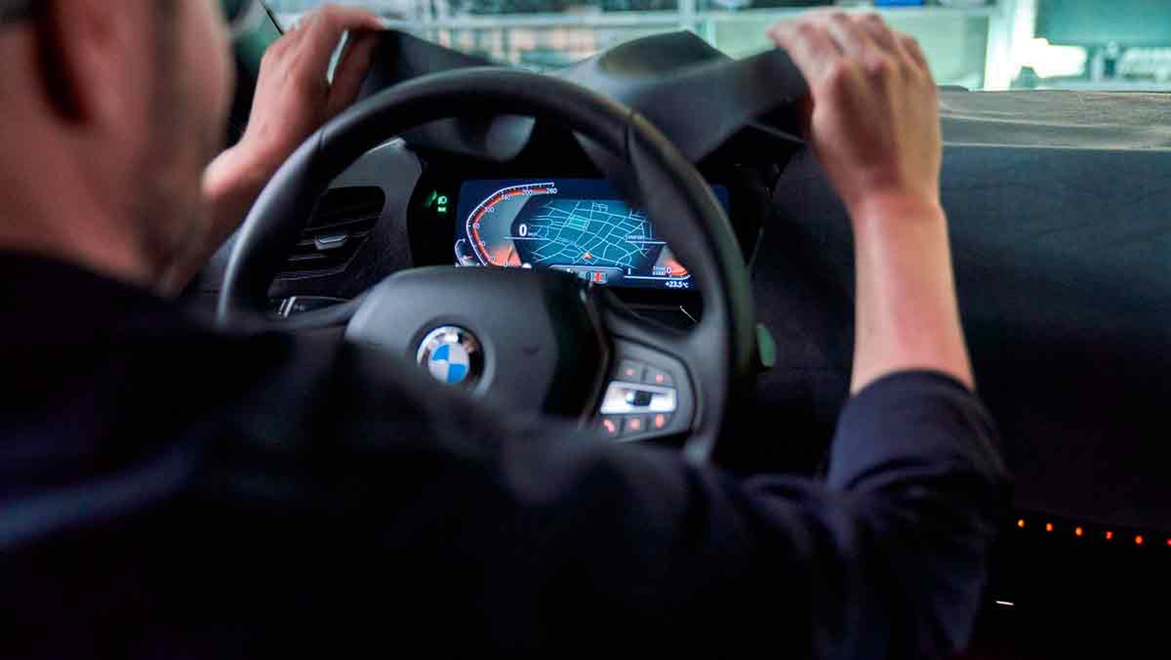 BMW Serie 1 2020 volante