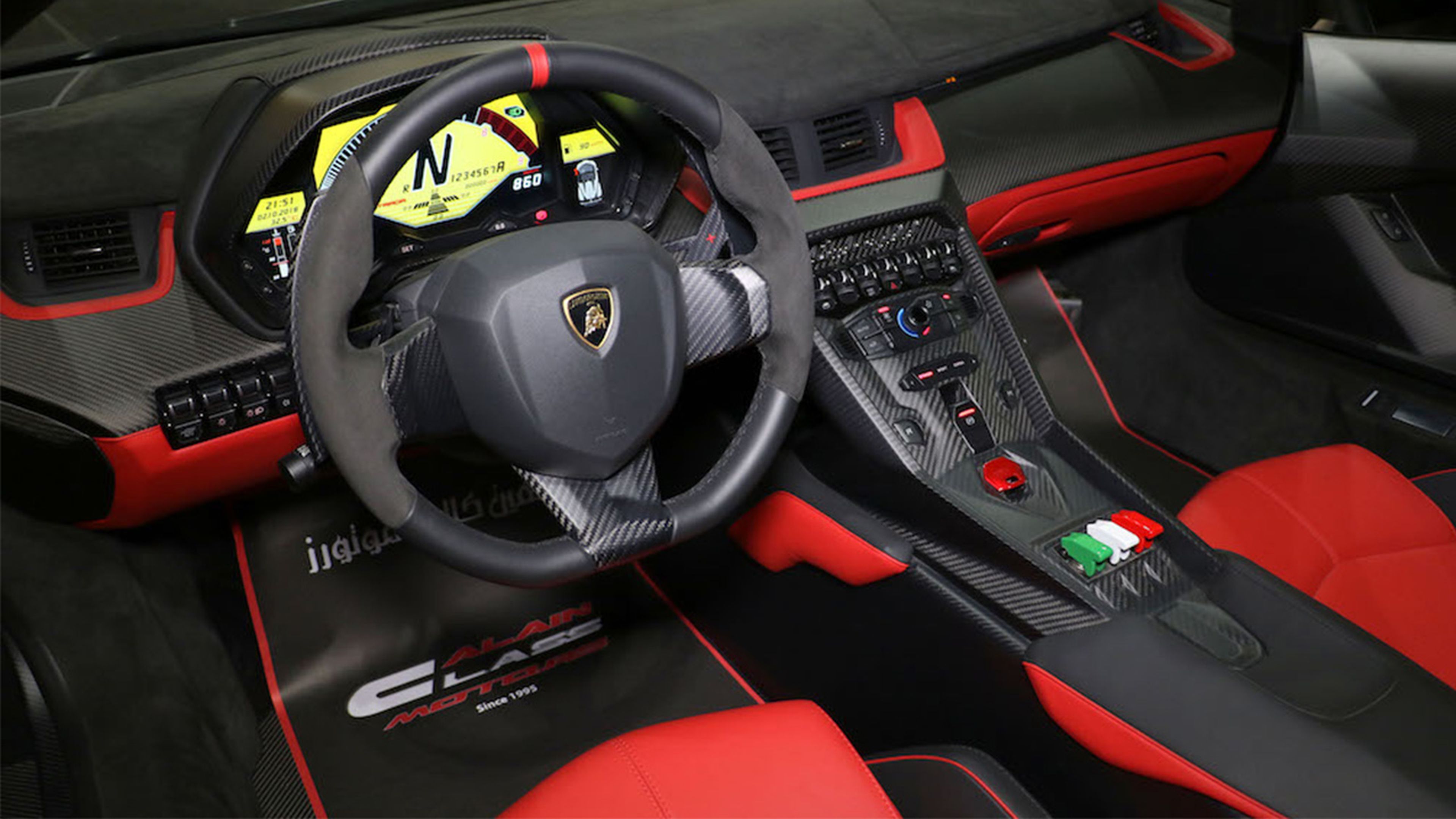 Lamborghini Veneno Roadster interior