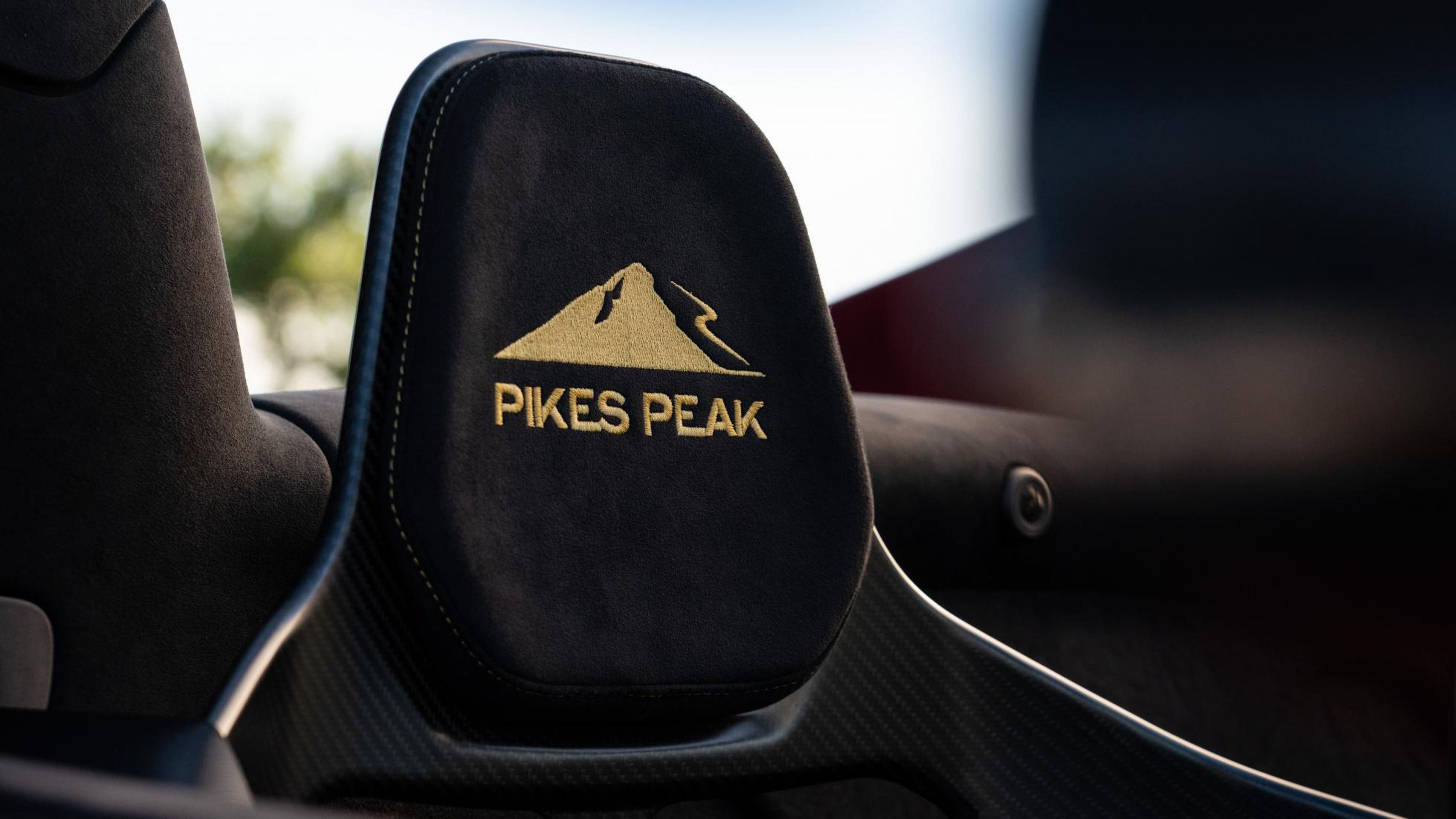 McLaren 600LT Pikes Peak Collection