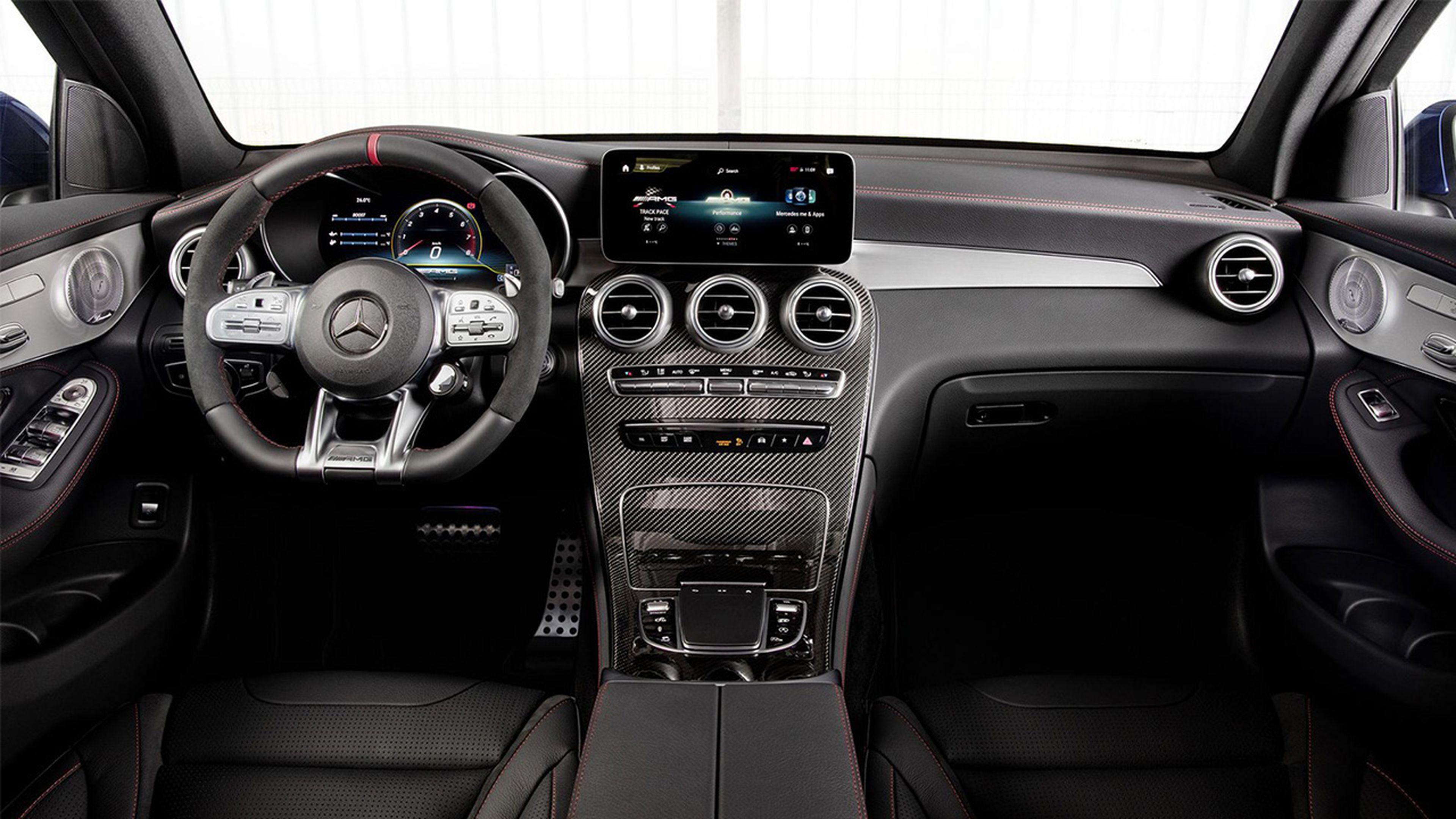 Mercedes-AMG GLC 43 interior