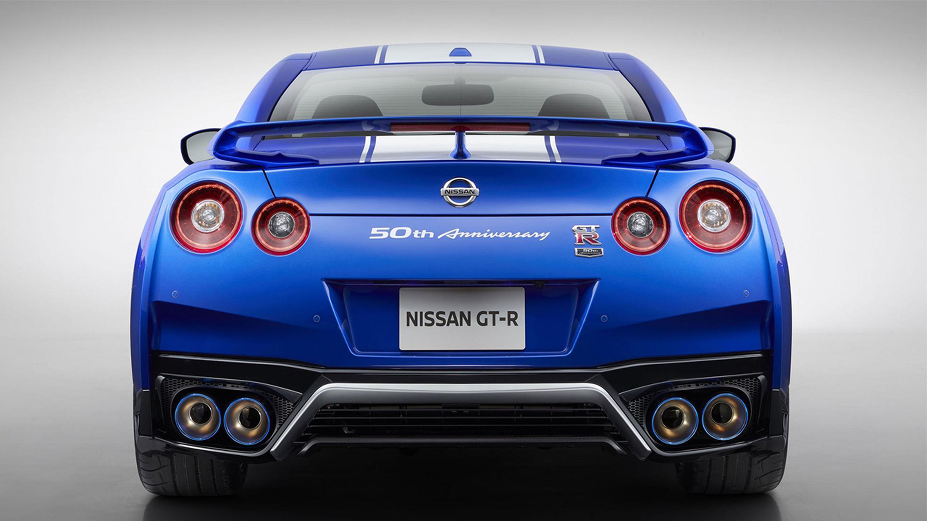 Nissan GT-R 50 Aniversario trasera